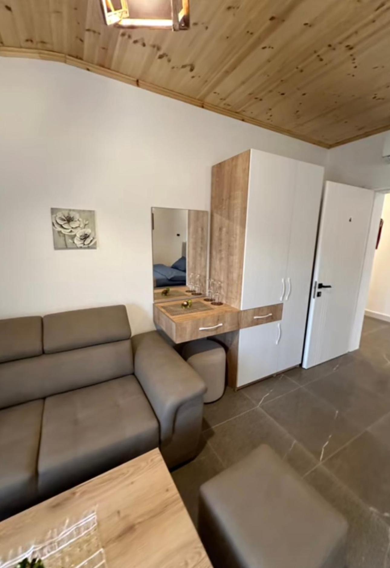 Qyteza Guest House & Camping Shkodër Esterno foto