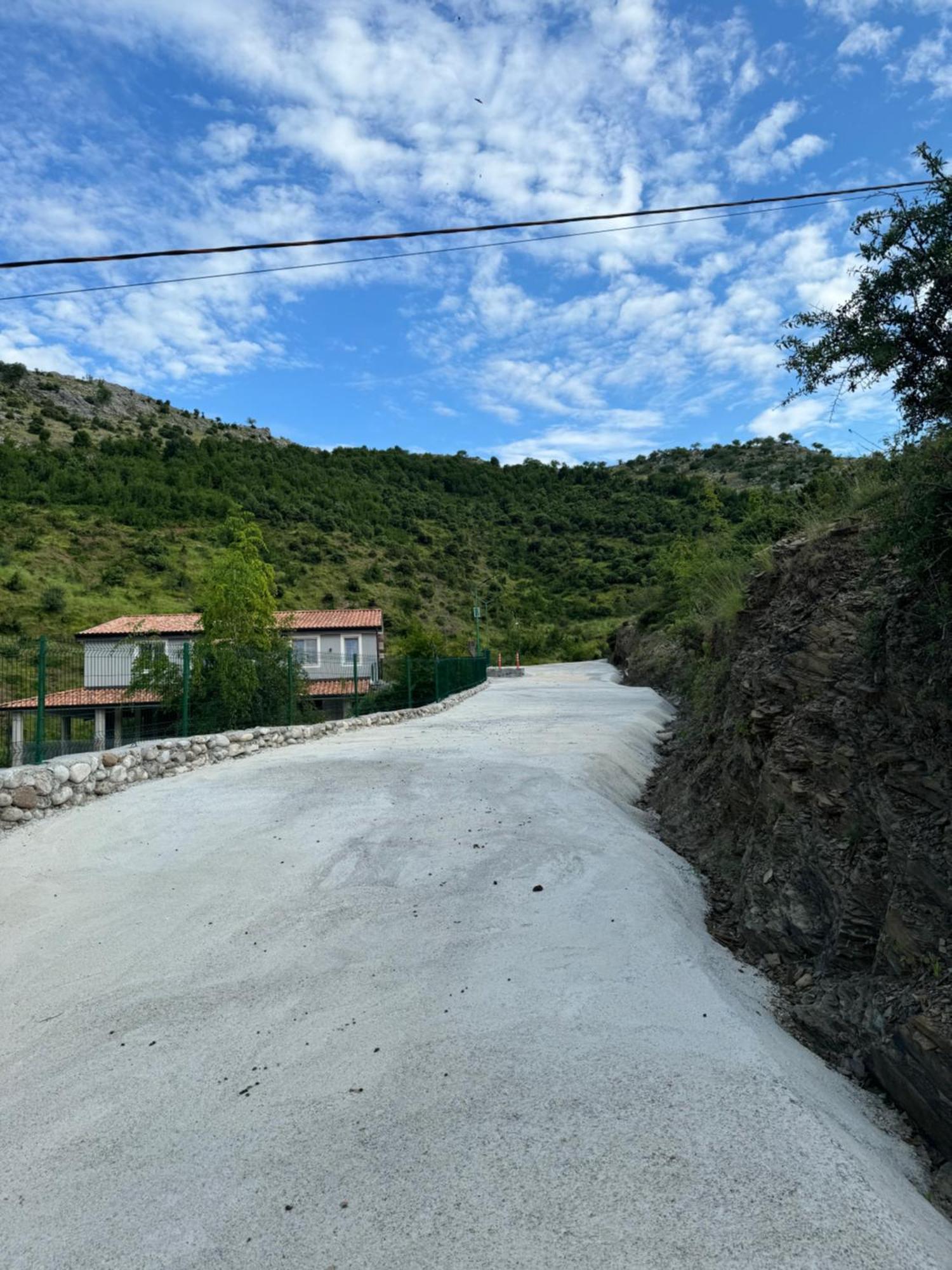 Qyteza Guest House & Camping Shkodër Esterno foto