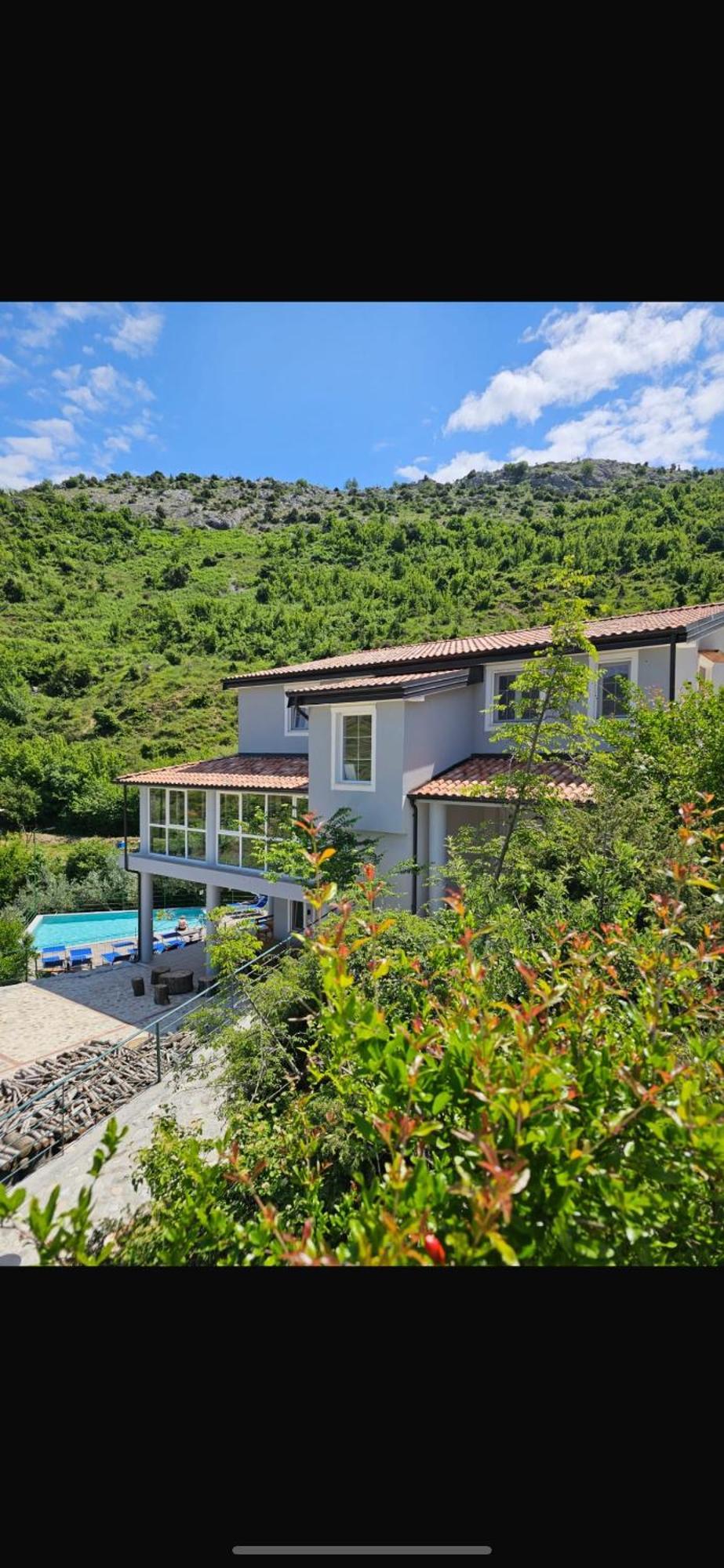 Qyteza Guest House & Camping Shkodër Esterno foto